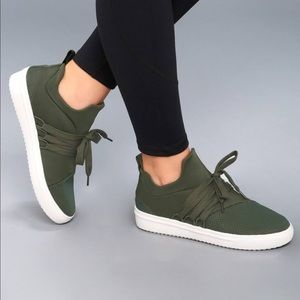 Steve Madden sneakers
